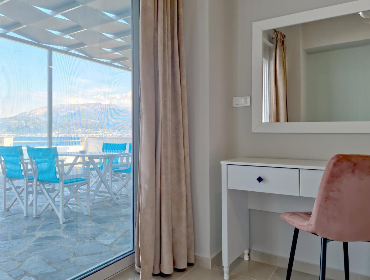 Epipleon Luxury Suites -106- Δωμάτιο 40Τμ Με Βεράντα 45Τμ Μπροστά Στην Θάλασσα Nafpaktos Zewnętrze zdjęcie