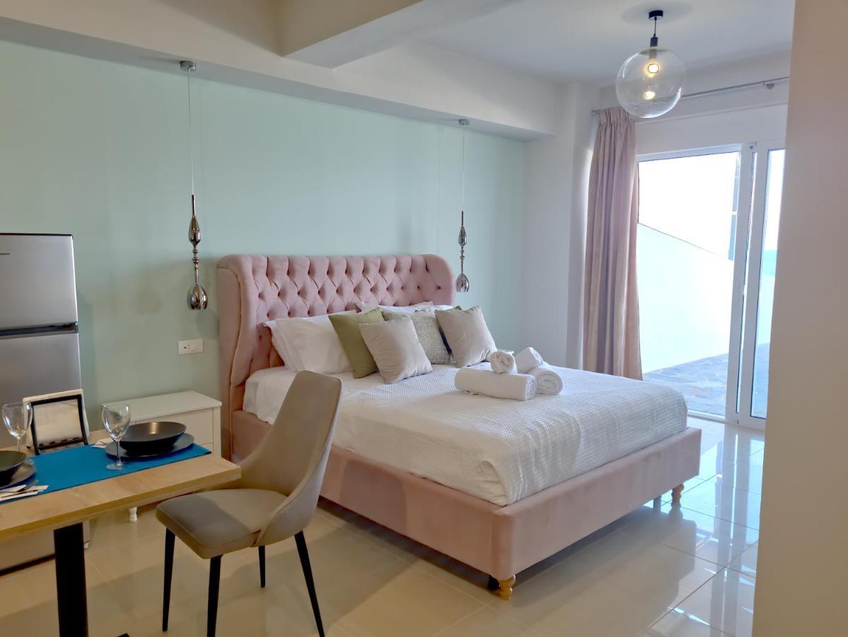 Epipleon Luxury Suites -106- Δωμάτιο 40Τμ Με Βεράντα 45Τμ Μπροστά Στην Θάλασσα Nafpaktos Zewnętrze zdjęcie
